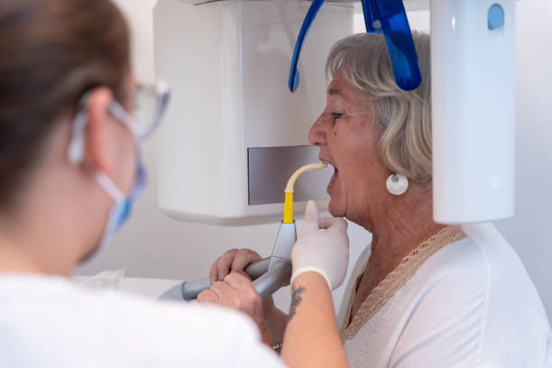 Best Emergency Tooth Extraction in Chatsworth, IL